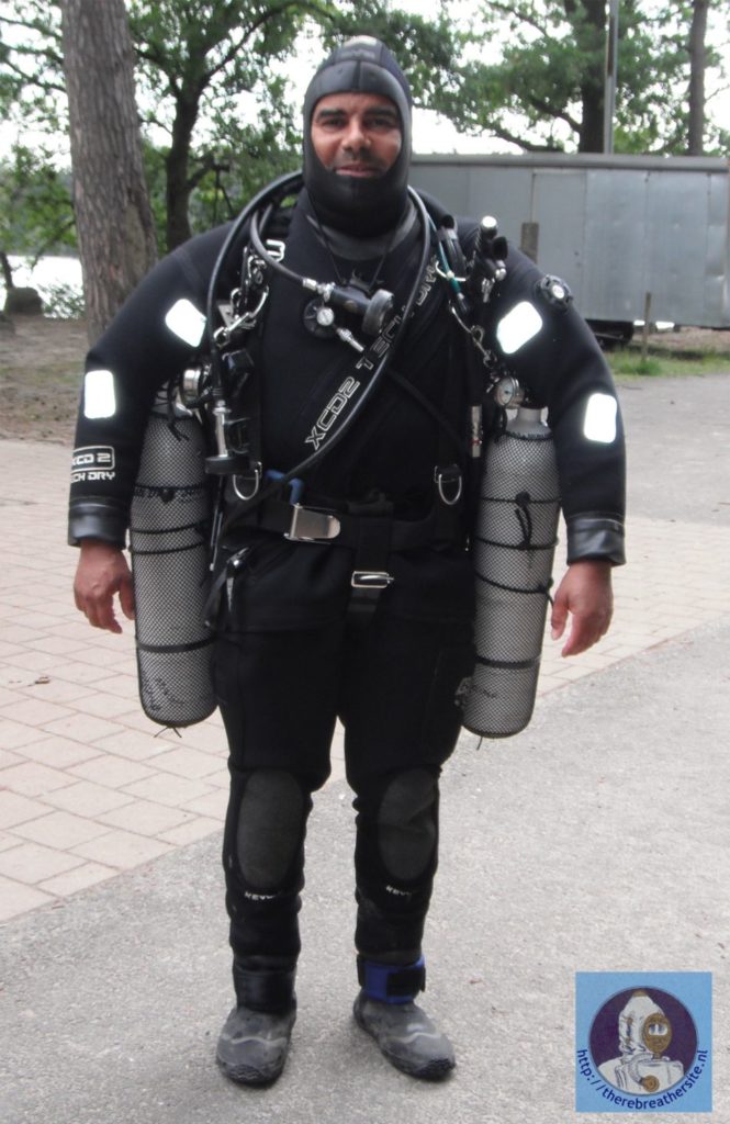 Kristiaan Slootmaekers Black Dolphin 001