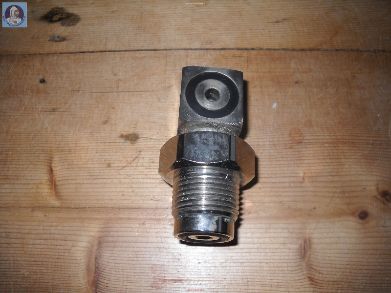 TR60 034 w