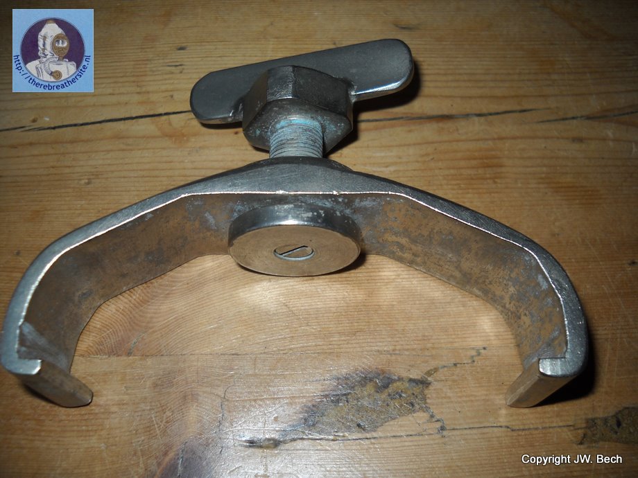 Therebreathersite Modell138 044