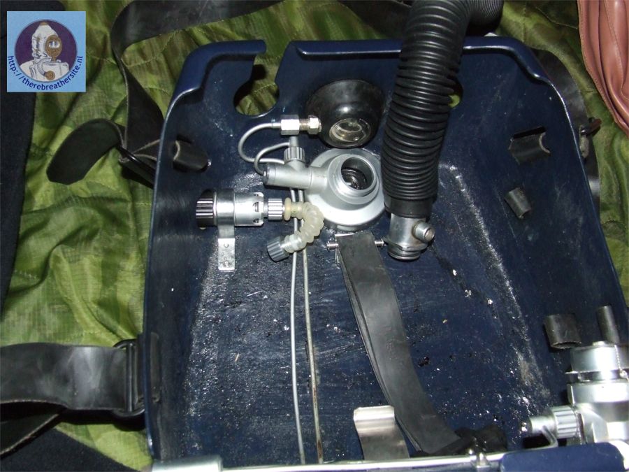 Therebreathersite Tubox 008